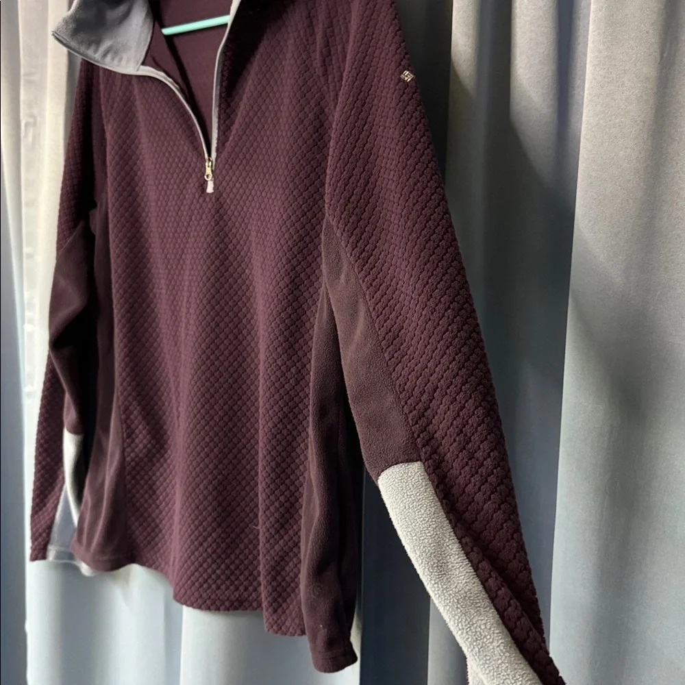 Columbia Blue and Purple Fleece Pullover - Picture 4 of 5